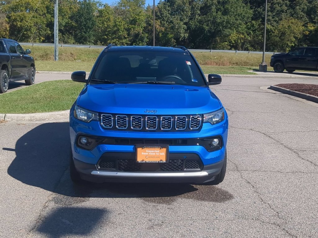 Certified 2025 Jeep Compass Limited AWD/4WD image 8