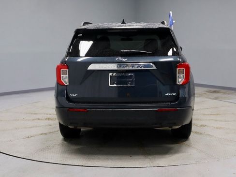 Certified 2023 Ford Explorer XLT image 10