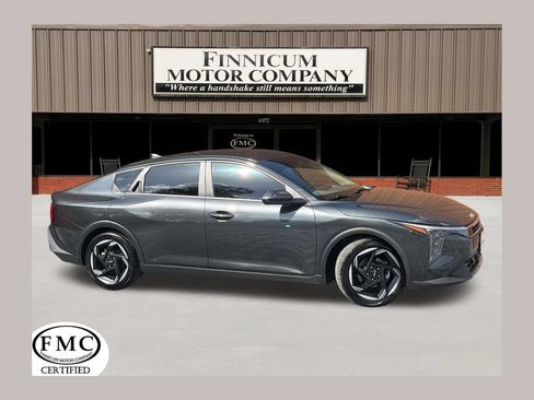 Used 2025 Kia K4 EX FWD image 1