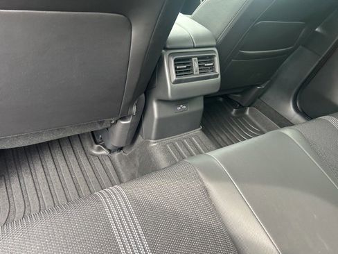 Used 2025 MAZDA CX-50 AWD 2.5 S w/ Premium Package image 12