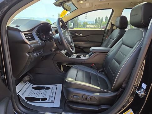 Used 2023 GMC Acadia Denali w/ Black Diamond Edition AWD/4WD image 2