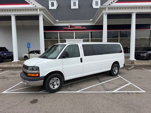 Used 2017 Chevrolet Express 3500 LT w/ LT Preferred Equipment Group RWD image 1