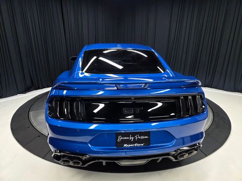 Used 2019 Ford Mustang GT Premium w/ GT Performance Package RWD image 13