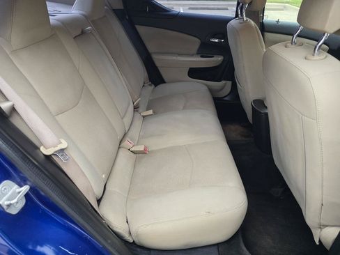 Used 2014 Dodge Avenger SE FWD image 13