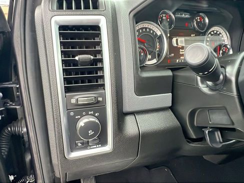 Used 2019 RAM 1500 Big Horn image 22