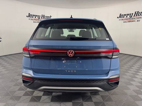 Used 2025 Volkswagen Taos S FWD image 8