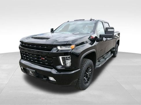 Used 2023 Chevrolet Silverado 2500 LTZ w/ LTZ Plus Package image 3