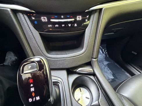 Used 2025 Cadillac XT5 Premium Luxury AWD/4WD image 43