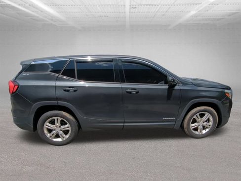 Used 2018 GMC Terrain SLE FWD image 13