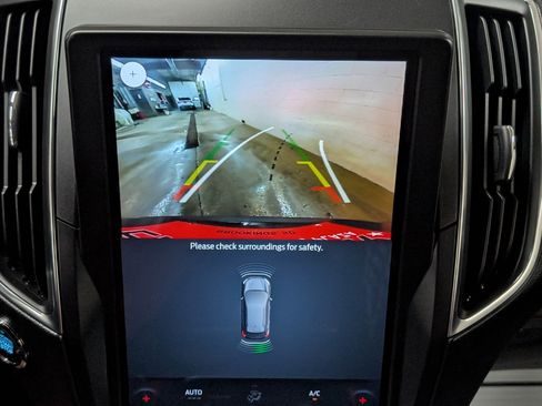 Used 2024 Ford Edge Titanium image 25