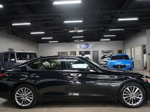 Used 2019 INFINITI Q50 Luxe RWD image 6