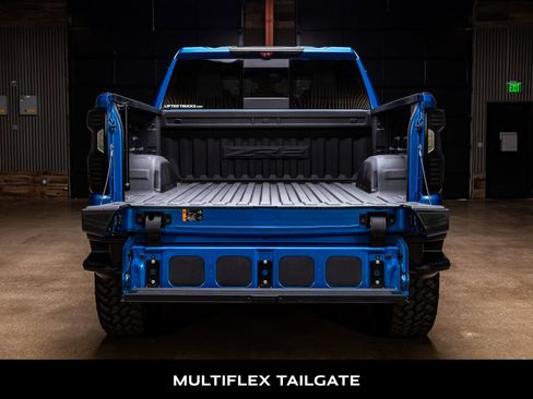 Used 2023 Chevrolet Silverado 1500 ZR2 w/ Technology Package image 8