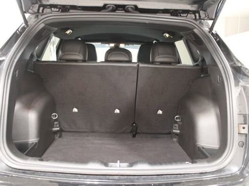 Used 2025 Jeep Compass Limited image 13