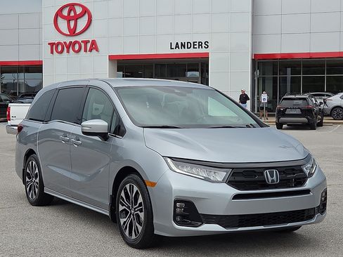 Used 2026 Honda Odyssey Elite image 1