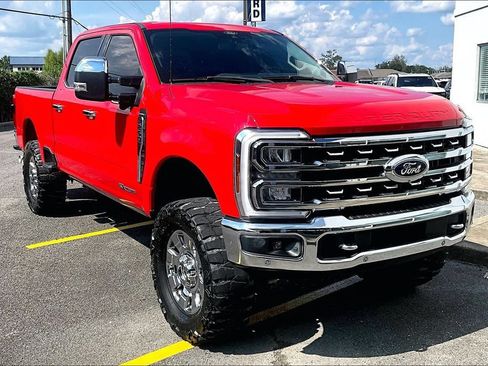 Used 2024 Ford F250 Lariat w/ Lariat Ultimate Package AWD/4WD image 3