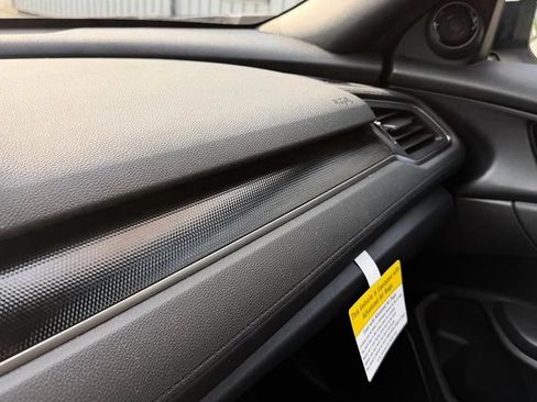 Used 2021 Honda Civic Sport image 3