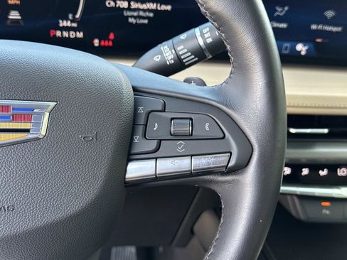 Used 2024 Cadillac XT4 Luxury image 28