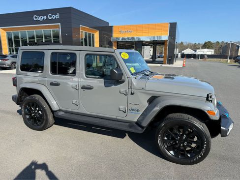 Used 2023 Jeep Wrangler Sahara w/ Cold Weather Group image 2