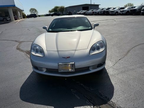 Used 2008 Chevrolet Corvette Coupe w/ Z51 Performance Package image 6