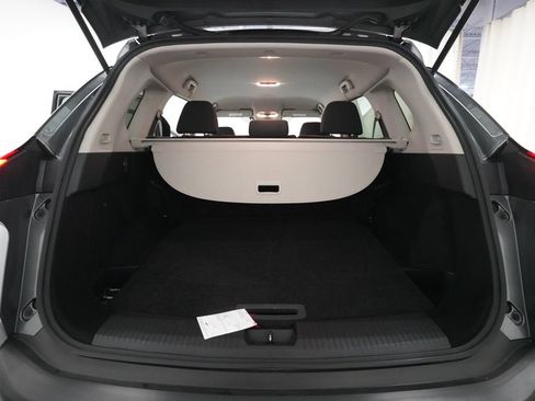 Used 2021 Nissan Rogue S AWD/4WD image 10