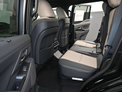 New 2026 Lexus GX 550 AWD/4WD image 12