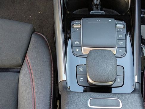 Used 2022 Mercedes-Benz GLA 35 AMG 4MATIC image 17