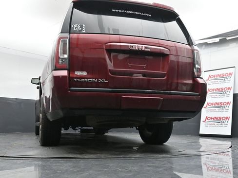 Used 2016 GMC Yukon XL SLT w/ Open Road Package image 22