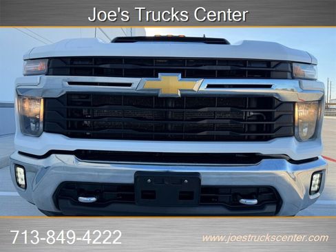 Used 2024 Chevrolet Silverado 3500 LT w/ Convenience Package AWD/4WD image 38