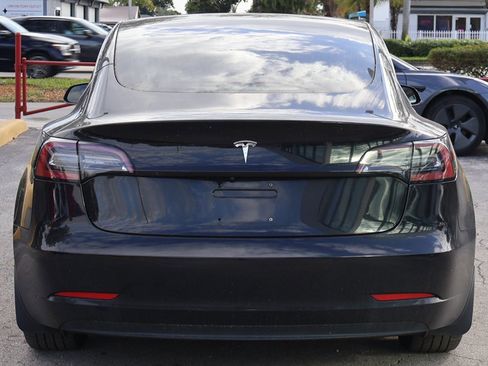Used 2018 Tesla Model 3 Long Range image 13