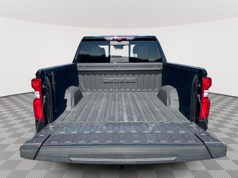 Used 2024 Chevrolet Silverado 1500 ZR2 w/ Technology Package AWD/4WD image 33
