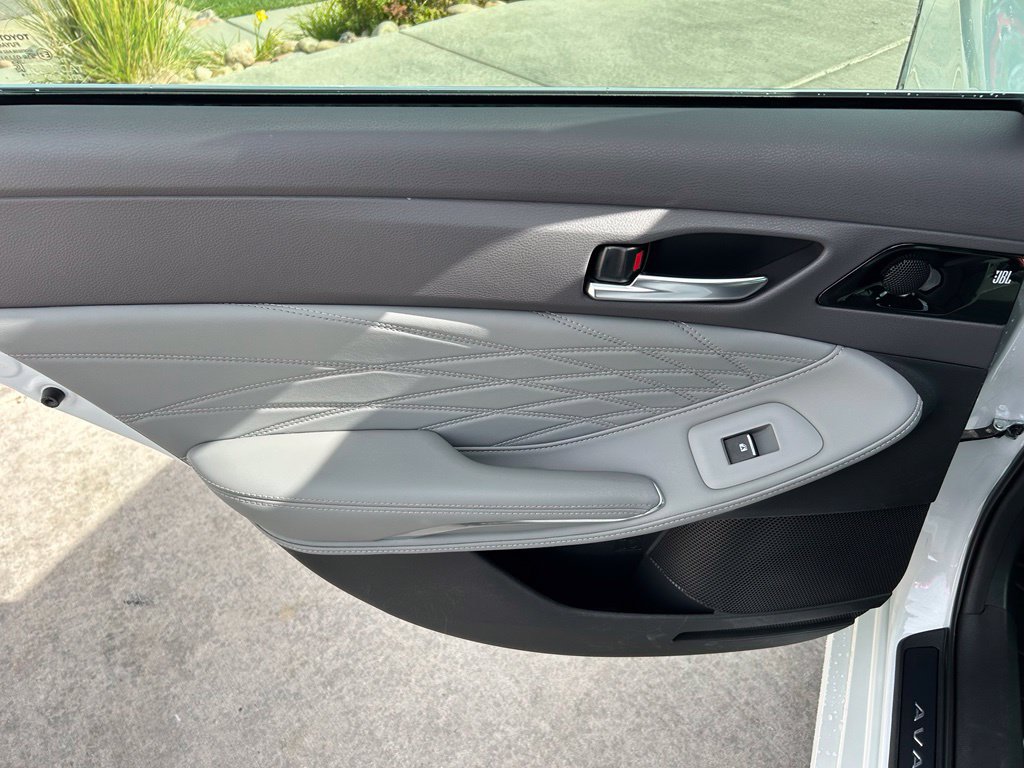 Used 2019 Toyota Avalon Limited w/ Advanced Safety Package FWD image 27