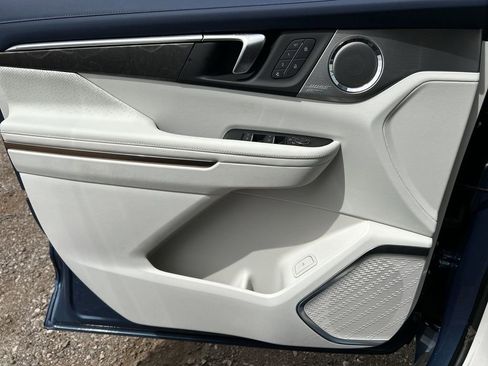 New 2026 Buick Enclave Avenir w/ Super Cruise Package FWD image 23