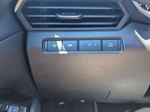 Used 2024 Nissan Altima 2.5 SL AWD/4WD image 29