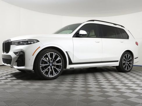 Used 2021 BMW X7 xDrive40i w/ M Sport Package image 1