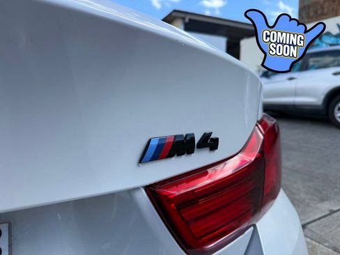 Used 2018 BMW M4 Coupe RWD image 8
