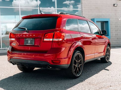 Used 2018 Dodge Journey SXT w/ Connectivity Group FWD image 7