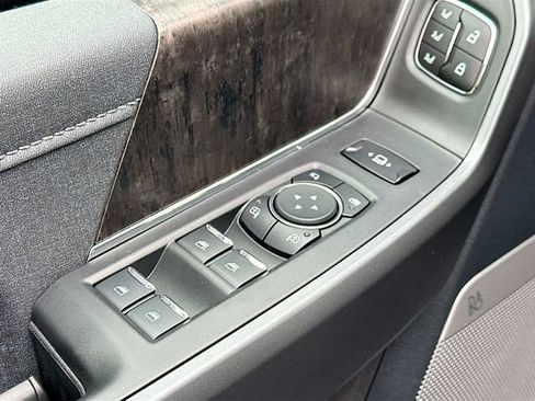 New 2026 Ford F350 Lariat w/ Black Appearance Package image 13