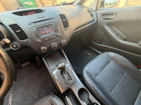 Used 2015 Kia Forte EX w/ Premium Package FWD image 17