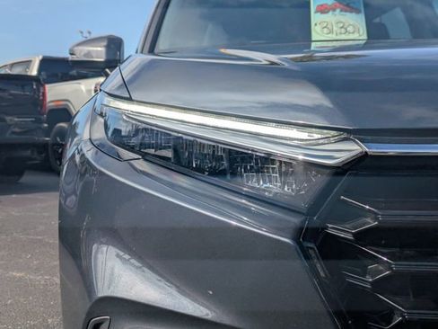 Used 2025 Honda CR-V EX-L image 8