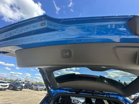 Used 2020 Chevrolet Blazer RS w/ LPO, Floor Liner Package AWD/4WD image 45