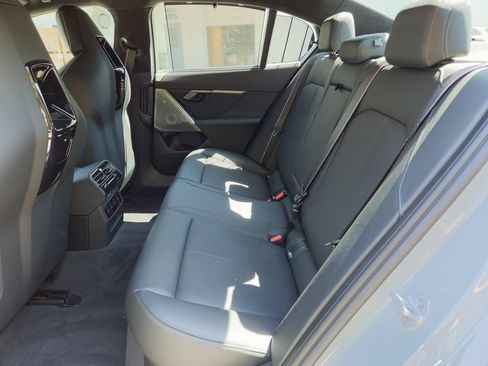 New 2026 BMW M5 w/ Executive Package image 17