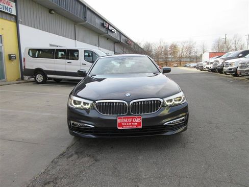 Used 2018 BMW 540i xDrive image 35
