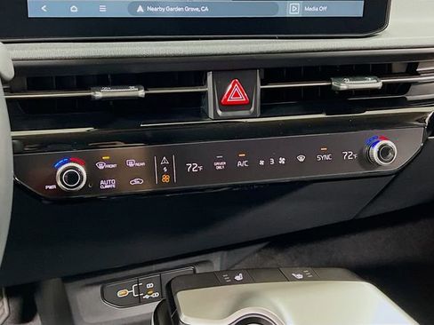 New 2025 Kia EV6 Light image 16