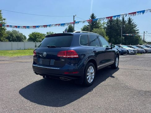 Used 2014 Volkswagen Touareg Sport AWD/4WD image 5