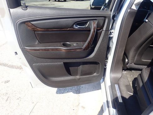 Used 2014 GMC Acadia Denali AWD/4WD image 16