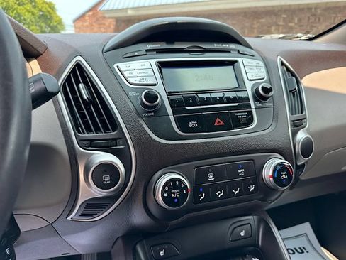 Used 2013 Hyundai Tucson GLS FWD image 28