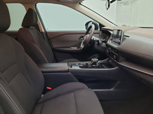 Used 2023 Nissan Rogue S image 21