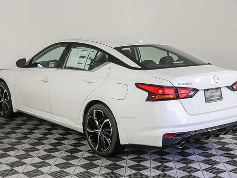 New 2025 Nissan Altima 2.5 SR w/ SR Premium Package image 5