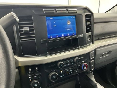 Used 2023 Ford F250 XLT w/ Snow Plow Prep Package image 10