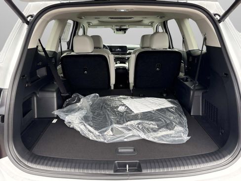 New 2025 Kia Telluride S image 12